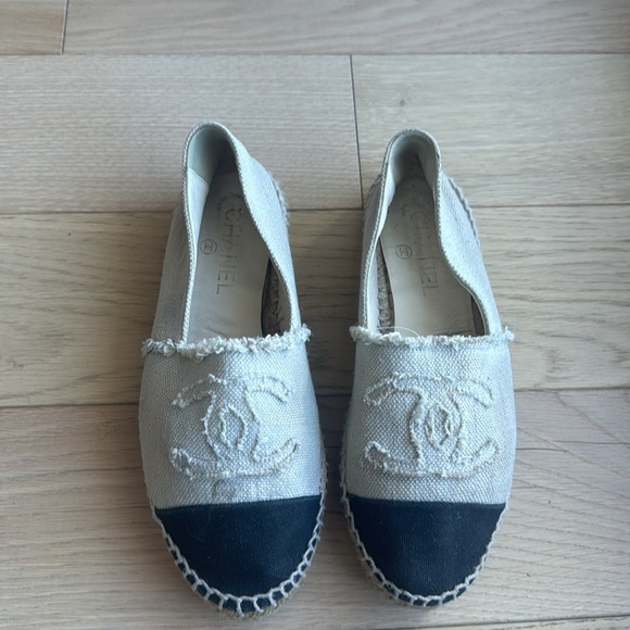 Interlocking CC Logo Canvas Espadrilles Chanel size 37 - Picture 1 of 7